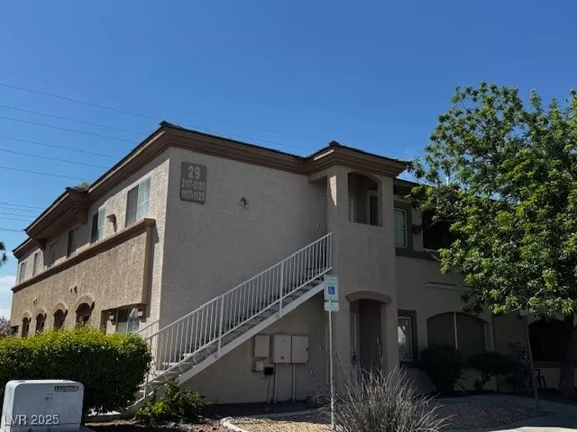 MLS: 2673545 Condo For Sale