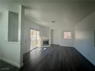 Photo #3: 2673633 Listing 