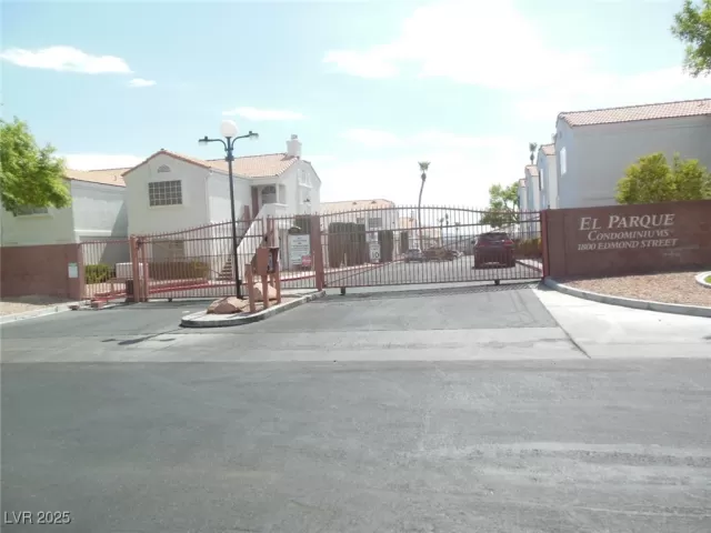 MLS: 2673641 Condo For Sale