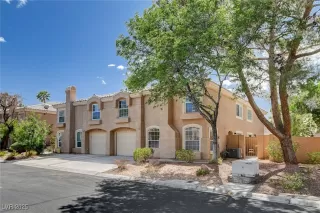 Photo #5: 2673662 Listing