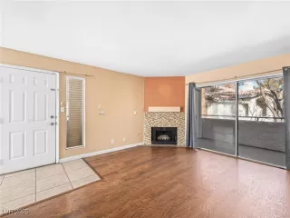 Photo #1: 2673666 Listing 