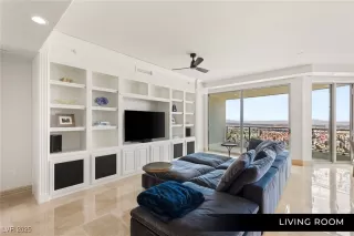 Photo #4: 2673672 Listing