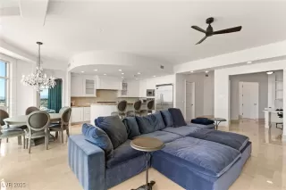 Photo #6: 2673672 Listing