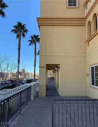 Photo #2: 2673713 Listing 