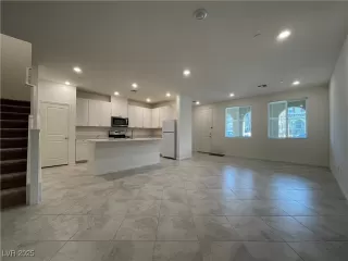 Photo #5: 2673753 Listing 