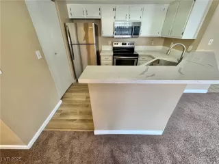 Photo #3: 2673771 Listing 