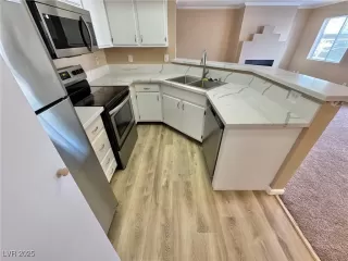 Photo #4: 2673771 Listing 