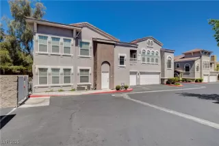 Photo #1: 2673785 Listing 