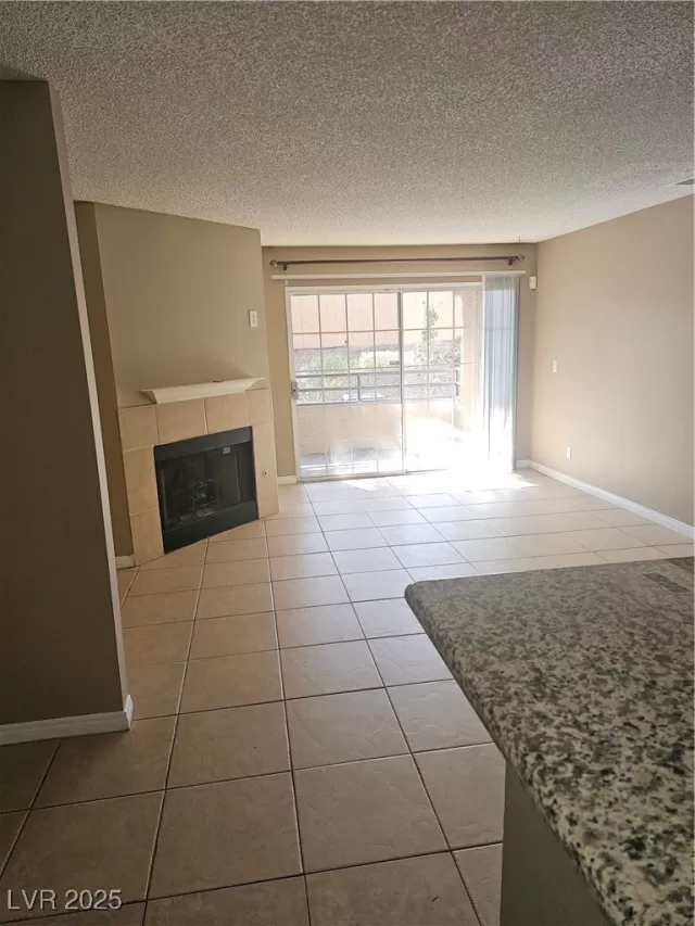 MLS: 2673814 Condo For Sale