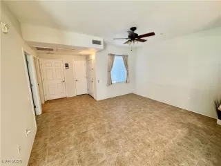 Photo #6: 2673841 Listing