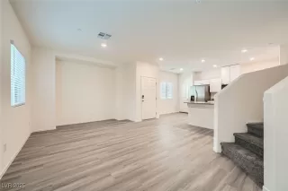 Photo #5: 2673859 Listing 