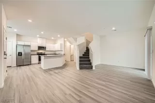 Photo #6: 2673859 Listing 