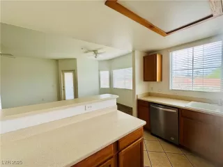 Photo #5: 2673910 Listing 