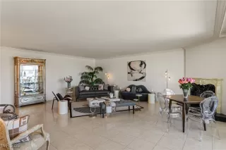 Photo #6: 2673925 Listing 