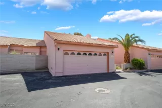 Photo #4: 2673945 Listing