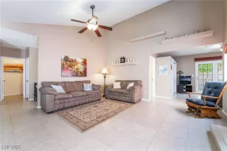 Photo #6: 2673945 Listing