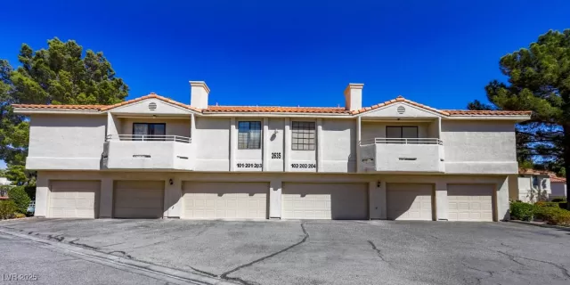 MLS: 2673950 Condo For Sale