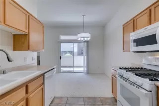 Photo #3: 2673990 Listing 