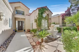 Photo #1: 2674005 Listing 