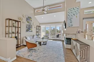 Photo #2: 2674005 Listing 