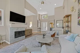 Photo #3: 2674005 Listing 