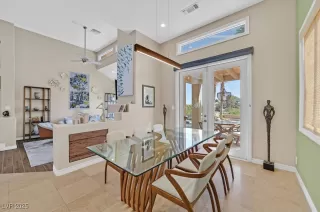 Photo #5: 2674005 Listing 