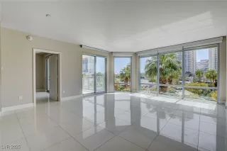 Photo #1: 2674020 Listing