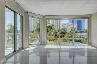 Photo #4: 2674020 Listing