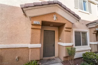 Photo #4: 2674039 Listing