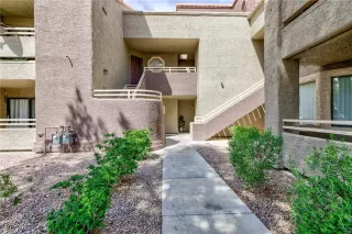 Photo #1: 2674050 Listing 