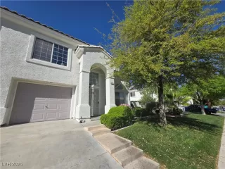 Photo #1: 2674051 Listing 