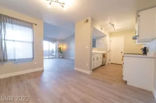 Photo #6: 2674057 Listing