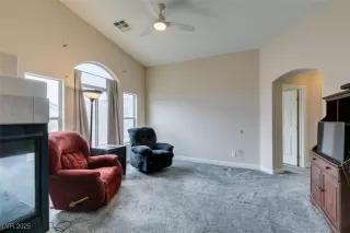 Photo #5: 2674067 Listing 