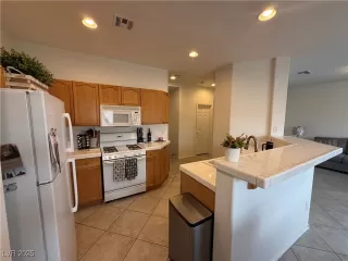 Photo #5: 2674078 Listing 