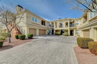 Photo #1: 2674099 Listing