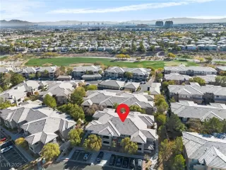 Photo #1: 2674107 Listing 