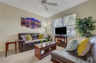 Photo #5: 2674152 Listing