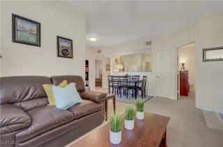 Photo #6: 2674152 Listing