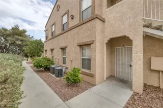 Photo #1: 2674160 Listing 