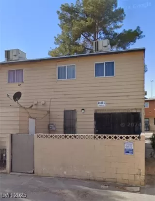 Photo #4: 2674200 Listing 