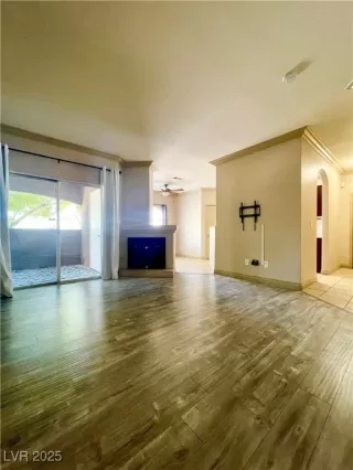 Photo #2: 2674251 Listing