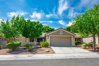 Photo #1: 2674271 Listing 