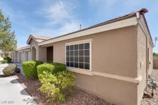 Photo #3: 2674274 Listing