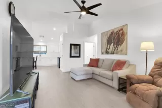 Photo #6: 2674274 Listing