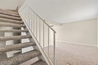 Photo #3: 2674286 Listing