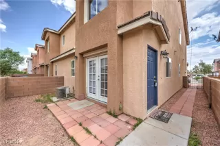 Photo #2: 2674315 Listing