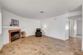 Photo #1: 2674318 Listing