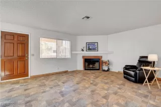 Photo #2: 2674318 Listing