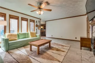 Photo #4: 2674328 Listing