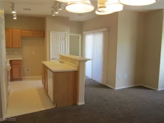 Photo #2: 2674400 Listing 